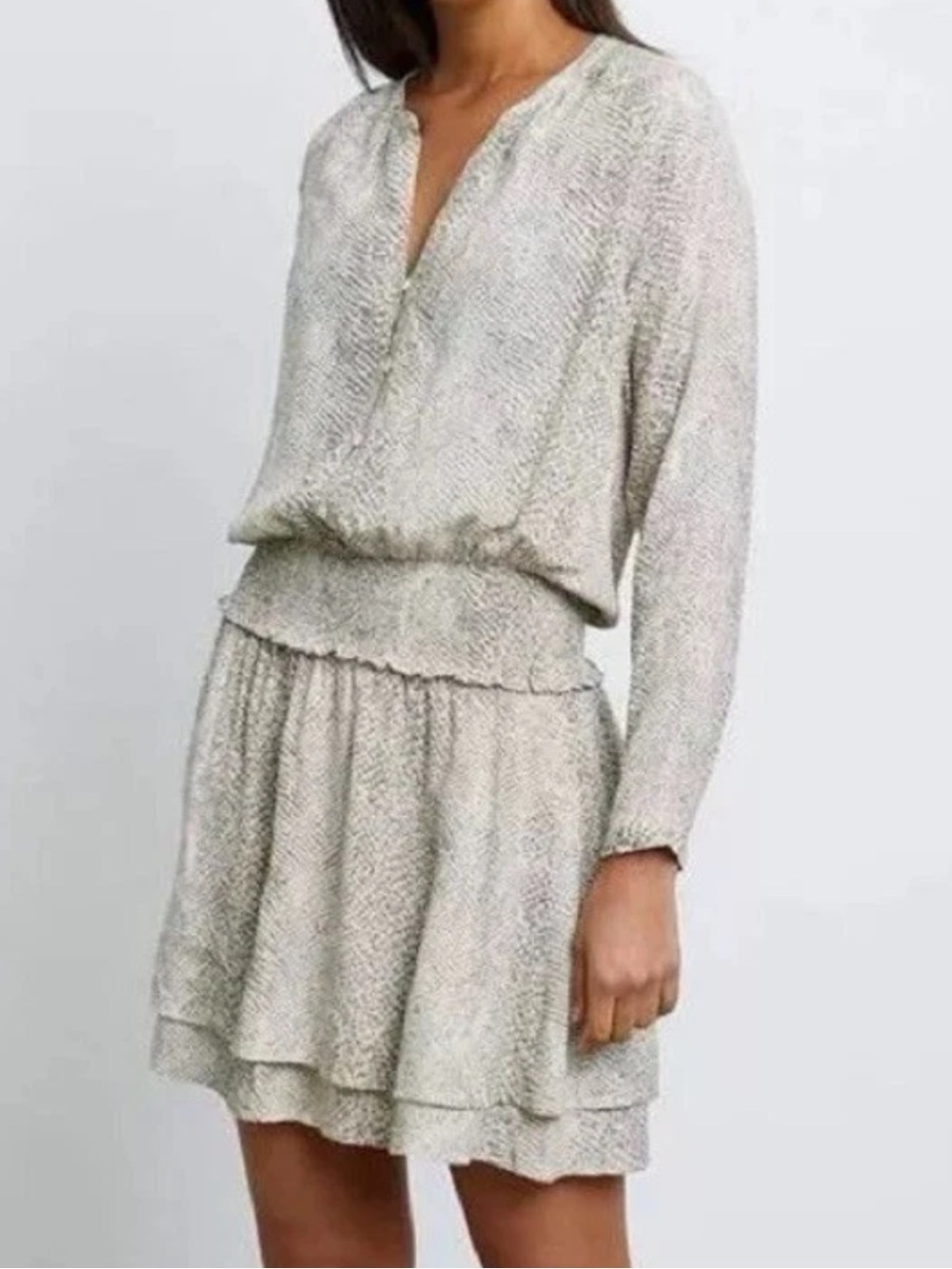 Rails Jasmine Cream Snakeskin Long Sleeve Dress Smocked Tiered Mini Size Small